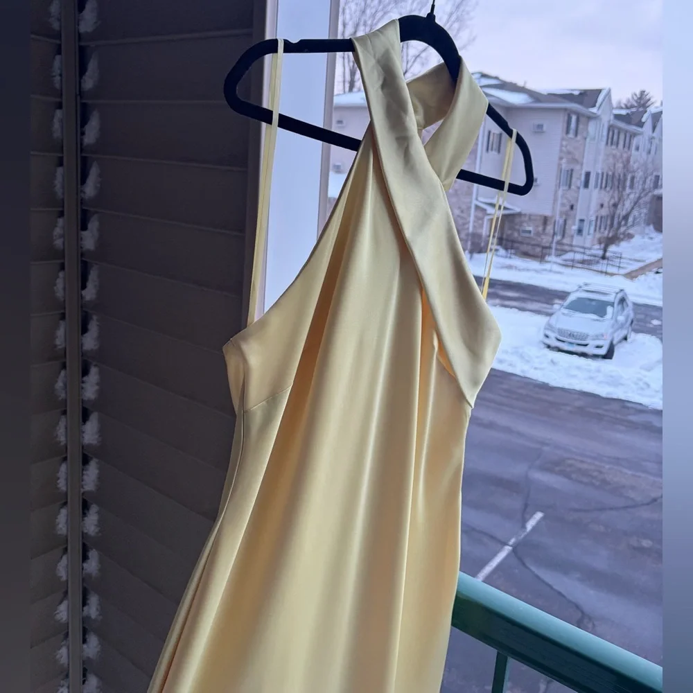 🆕🌼 Antonio Melani Darah Satin Butter Yellow Maxi Dress Size 16 Formal Gown Chic - Picture 6 of 17